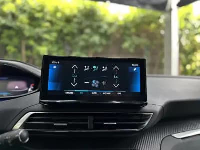 Vendo Peugeot 3008 2022 - 22900 EUR, 94000 km - AUTO.MOTO.pt