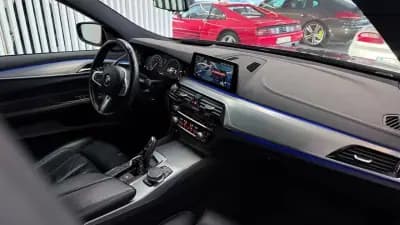 Vendo BMW 620 Gran Turismo 2019 - 37990 EUR, 101623 km - AUTO.MOTO.pt