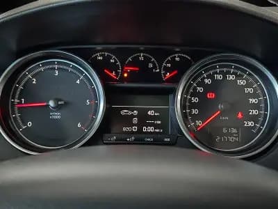 Sell Peugeot 508 SW 2015 - 12450 EUR, 217000 km - AUTO.MOTO.pt