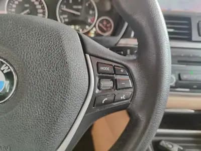 Vendo BMW 318 2013 - 14250 EUR, 180000 km - AUTO.MOTO.pt