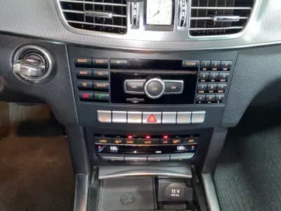 Sell Mercedes-Benz E 300 2013 - 13950 EUR, 330000 km - AUTO.MOTO.pt