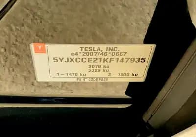 Vendo Tesla Model X 2019 - 59990 EUR, 179000 km - AUTO.MOTO.pt