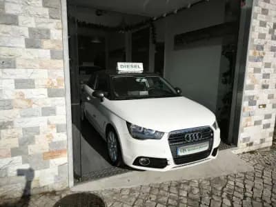 Vendo Audi A1 2010 - 9950 EUR, 236924 km - AUTO.MOTO.pt