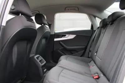 Vendo Audi A4 2019 - 19990 EUR, 168000 km - AUTO.MOTO.pt