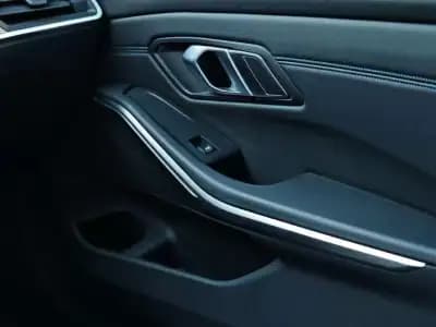 Sell BMW 330 2021 - 31900 EUR, 156735 km - AUTO.MOTO.pt