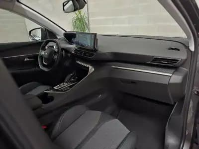 Sell Peugeot 5008 2021 - 22450 EUR, 42414 km - AUTO.MOTO.pt