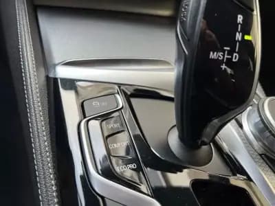 Vendo BMW 530e 2018 - 23450 EUR, 189000 km - AUTO.MOTO.pt