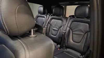 Vendo Mercedes-Benz V 220 2016 - 29900 EUR, 321809 km - AUTO.MOTO.pt