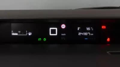 Vendo Citroën C3 2025 - 18350 EUR, 24000 km - AUTO.MOTO.pt