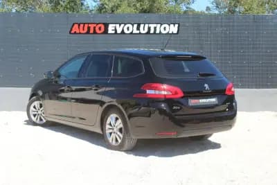 Vendo Peugeot 308 SW 2014 - 8949 EUR, 199900 km - AUTO.MOTO.pt
