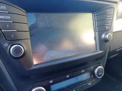 Sell Toyota Avensis Touring Sports 2015 - 15490 EUR, 118500 km - AUTO.MOTO.pt