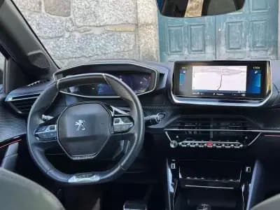 Vendo Peugeot e-208 2020 - 17500 EUR, 77000 km - AUTO.MOTO.pt