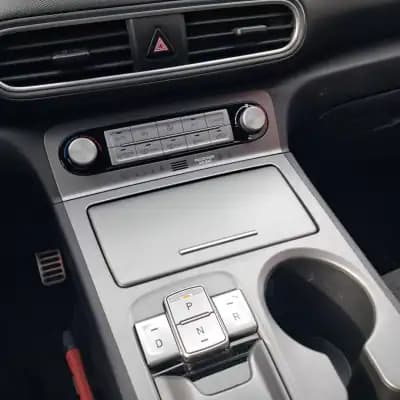 Vendo Hyundai Kauai 2020 - 19250 EUR, 121000 km - AUTO.MOTO.pt