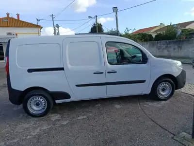 Vendo Renault Kangoo 1.5 DCi Maxi 2018 - 11750 EUR, 159000 km - AUTO.MOTO.pt