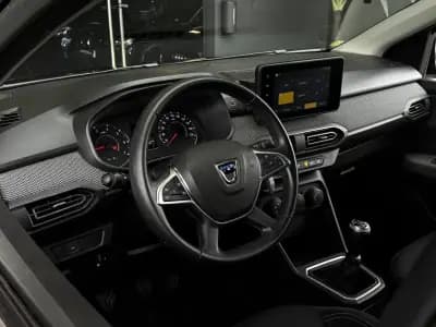 Sell Dacia Jogger 2022 - 15990 EUR, 112806 km - AUTO.MOTO.pt