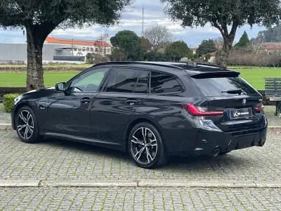 Vendo BMW 330 2022 - 39750 EUR, 97000 km - AUTO.MOTO.pt