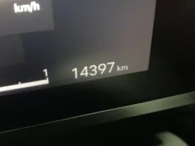 Vendo Citroën C4 2023 - 21500 EUR, 14397 km - AUTO.MOTO.pt