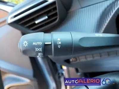 Sell Peugeot 2008 2024 - 22450 EUR, 14135 km - AUTO.MOTO.pt