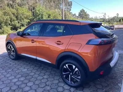 Vendo Peugeot 2008 2022 - 21900 EUR, 97000 km - AUTO.MOTO.pt