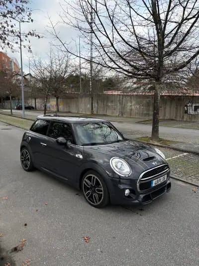 Sell MINI Cooper 2015 - 19000 EUR, 161440 km - AUTO.MOTO.pt