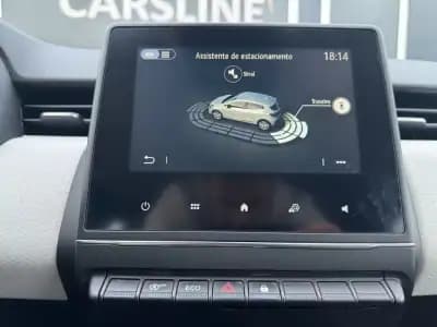 Vendo Renault Clio 2023 - 14490 EUR, 58773 km - AUTO.MOTO.pt