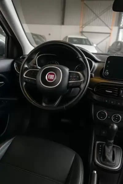 Vendo Fiat Tipo 2018 - 9900 EUR, 174146 km - AUTO.MOTO.pt