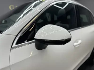 Sell Mercedes-Benz GLC 300 2024 - 66500 EUR, 12000 km - AUTO.MOTO.pt