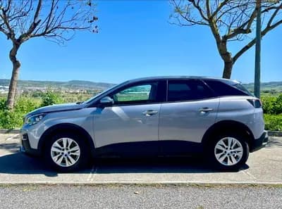 Vendo Peugeot 3008 2019 - 19480 EUR, 71800 km - AUTO.MOTO.pt