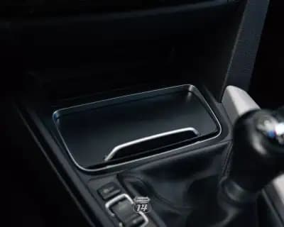 Vendo BMW 318 2016 - 23990 EUR, 113550 km - AUTO.MOTO.pt