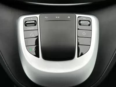 Sell Mercedes-Benz V 250 2021 - 44999 EUR, 230022 km - AUTO.MOTO.pt