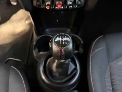 Vendo MINI Cooper 2023 - 23995 EUR, 20000 km - AUTO.MOTO.pt