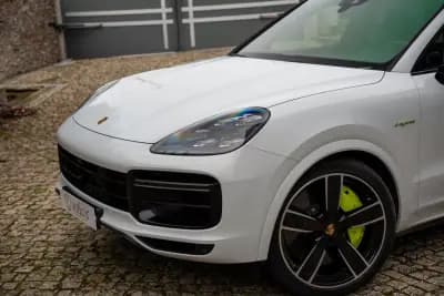 Vendo Porsche Cayenne Coupé 2022 - 108000 EUR, 92000 km - AUTO.MOTO.pt