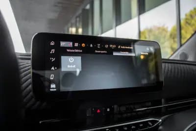 Sell Abarth 500e 2024 - 29450 EUR, 11076 km - AUTO.MOTO.pt