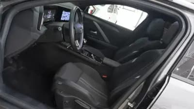 Vendo Opel Astra Sports Tourer 2024 - 21750 EUR, 21000 km - AUTO.MOTO.pt