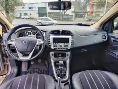 Vendo Lancia Delta 2009 - 5850 EUR, 166963 km - AUTO.MOTO.pt