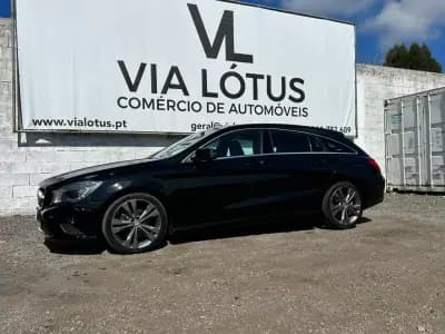 Vendo Mercedes-Benz CLA 180 2016 - 19750 EUR, 80000 km - AUTO.MOTO.pt