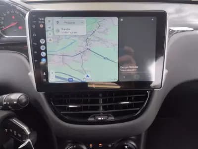 Sell Peugeot 208 2014 - 7750 EUR, 96000 km - AUTO.MOTO.pt