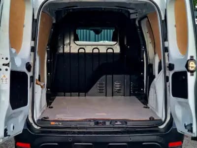 Vendo Renault Express 2021 - 13990 EUR, 121868 km - AUTO.MOTO.pt