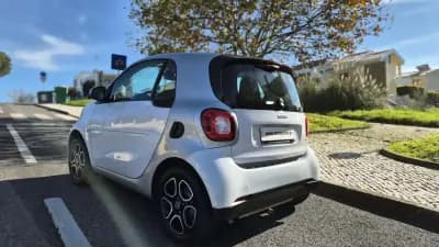 Vendo Smart Fortwo Cabrio 2018 - 12480 EUR, 70000 km - AUTO.MOTO.pt