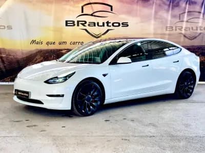Vendo Tesla Model 3 2022 - 39900 EUR, 40060 km - AUTO.MOTO.pt
