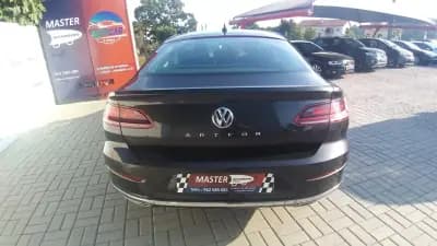 Vendo Volkswagen Arteon 2019 - 26650 EUR, 90000 km - AUTO.MOTO.pt