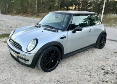 Vendo MINI One 2002 - 5499 EUR, 297000 km - AUTO.MOTO.pt