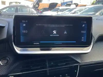 Sell Peugeot 208 2020 - 17500 EUR, 29713 km - AUTO.MOTO.pt