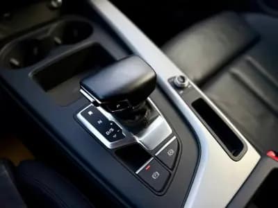 Vendo Audi A5 Sportback 2020 - 32950 EUR, 127000 km - AUTO.MOTO.pt