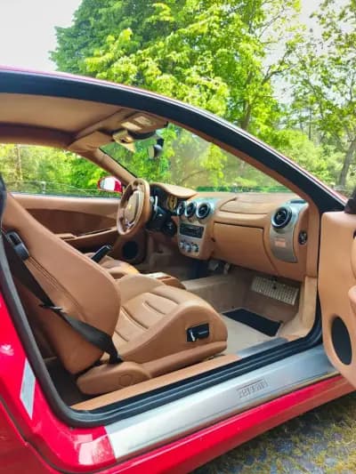 Sell Ferrari F430 2005 - 135000 EUR, 83000 km - AUTO.MOTO.pt