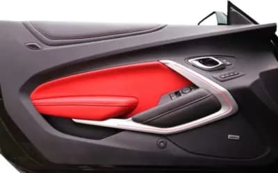 Vendo Chevrolet Camaro 2024 - 88490 EUR, 6556 km - AUTO.MOTO.pt