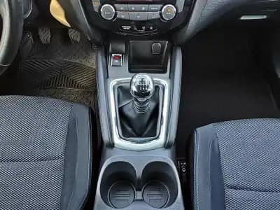 Sell Nissan Qashqai 2016 - 16500 EUR, 146464 km - AUTO.MOTO.pt