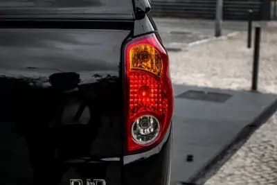 Vendo Mitsubishi L200 2010 - 19390 EUR, 192503 km - AUTO.MOTO.pt