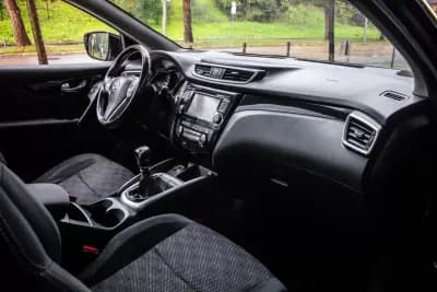 Vendo Nissan Qashqai 2014 - 13990 EUR, 133381 km - AUTO.MOTO.pt