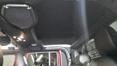 Sell Jeep Gladiator 2021 - 59900 EUR, 125181 km - AUTO.MOTO.pt